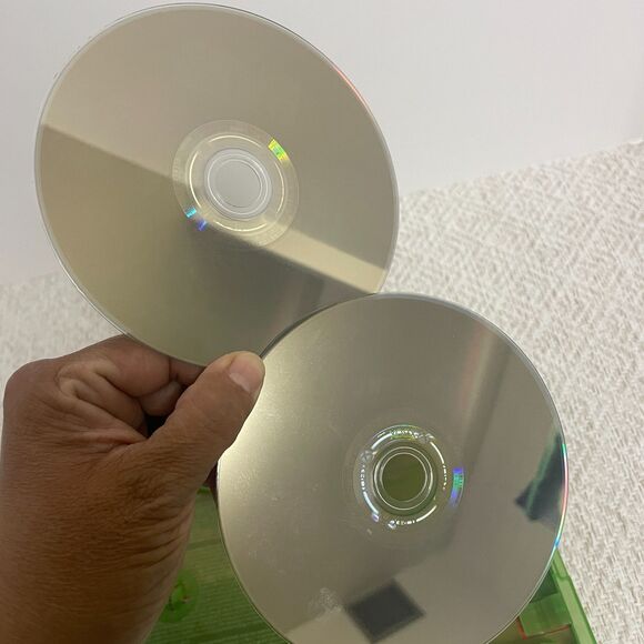 Red Dead Redemption 2 Video Game for Microsoft Xbox One - Picture 3 of 4